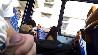 پاهای تار روی شانه ها با ایوانا کلیپ سکس در اتوبوس مارین خیره کننده از MamacitaZ